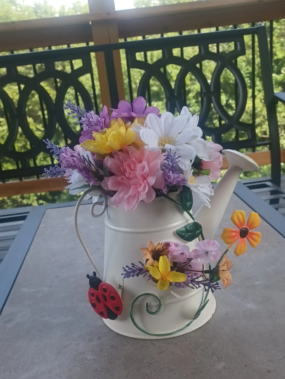 CENTER PIECE